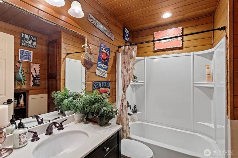 Property photo for 8116 Naketa Beach Walk, Mukilteo photo 16