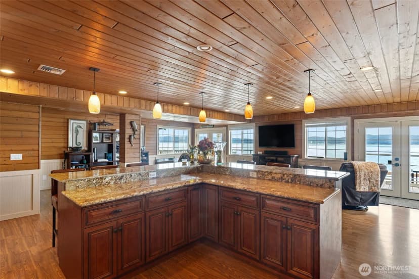 Property photo for 8116 Naketa Beach Walk, Mukilteo photo 9