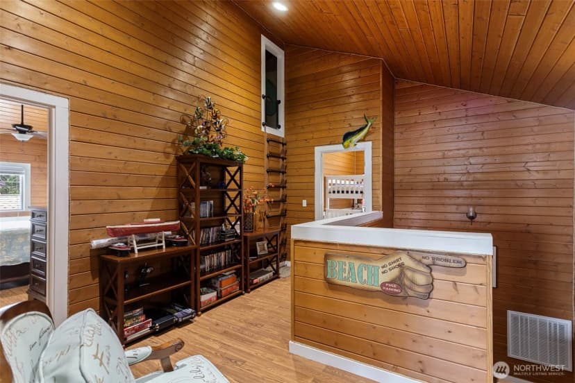 Property photo for 8116 Naketa Beach Walk, Mukilteo photo 18