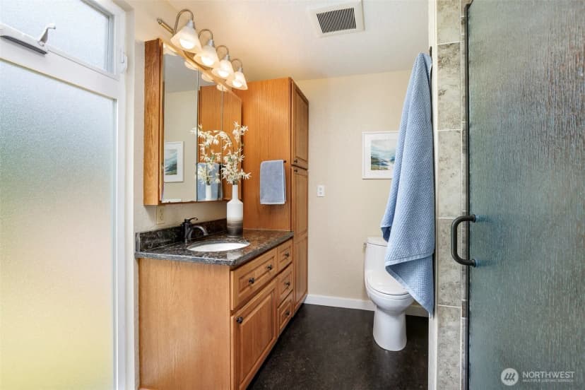 Property photo for 10152 Ne 204th Street, Bothell photo 12
