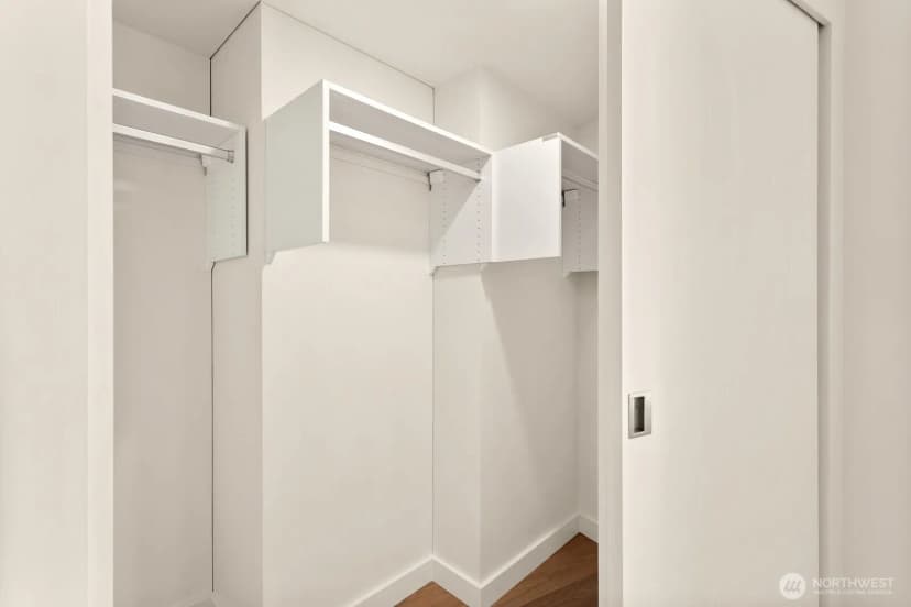 Property photo for 121 Stewart Street #1502, Seattle photo 12