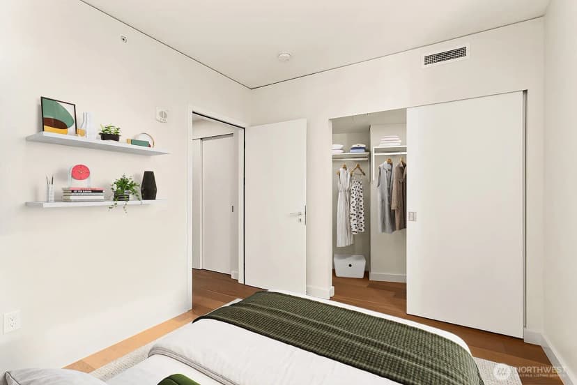 Property photo for 121 Stewart Street #1502, Seattle photo 10