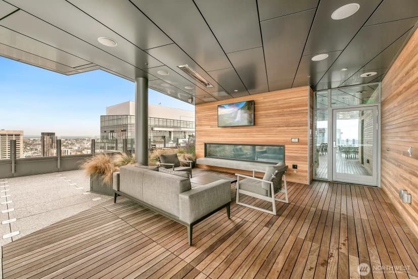 Property photo for 121 Stewart Street #1502, Seattle photo 16
