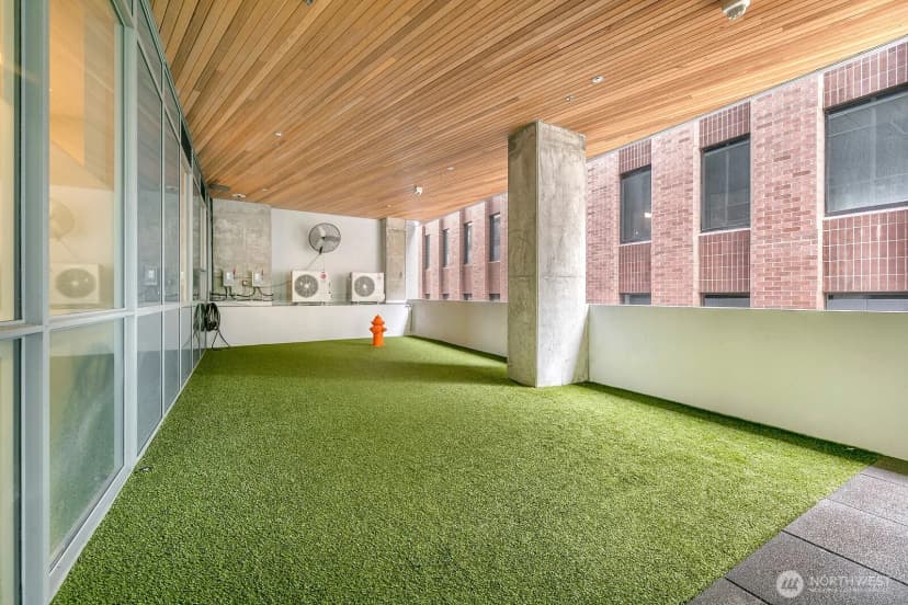 Property photo for 121 Stewart Street #1502, Seattle photo 18