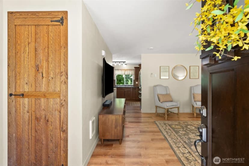 Property photo for 308 Key Peninsula Highway Nw, Lakebay photo 6
