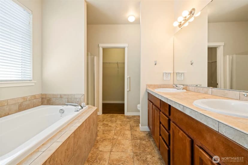 Property photo for 518 Grass Lake Street Ct Nw, Olympia photo 18