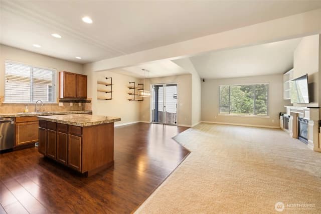 Property photo for 518 Grass Lake Street Ct Nw, Olympia photo 3