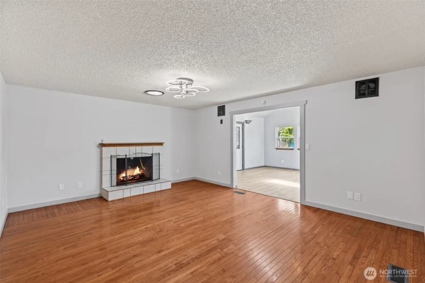 Property photo for 17010 16th Avenue E, Spanaway photo 13
