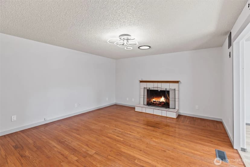 Property photo for 17010 16th Avenue E, Spanaway photo 14