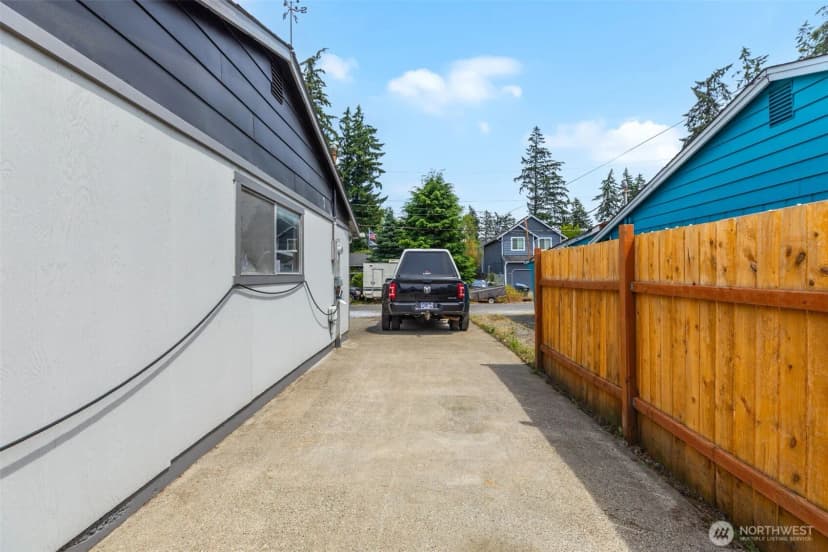 Property photo for 17010 16th Avenue E, Spanaway photo 38