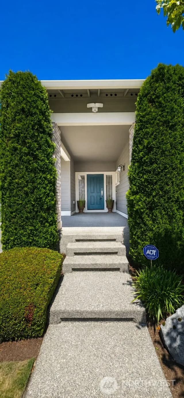 Property photo for 15372 Se 160th Place, Renton photo 2