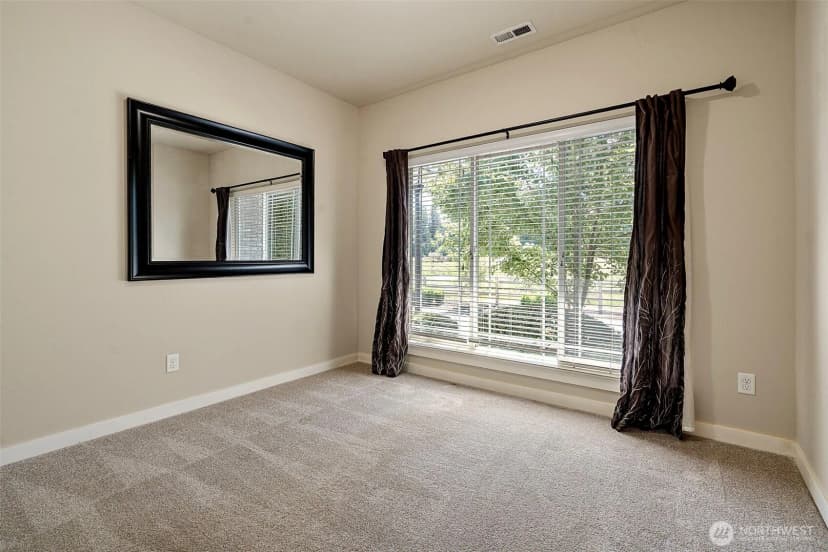 Property photo for 15372 Se 160th Place, Renton photo 6
