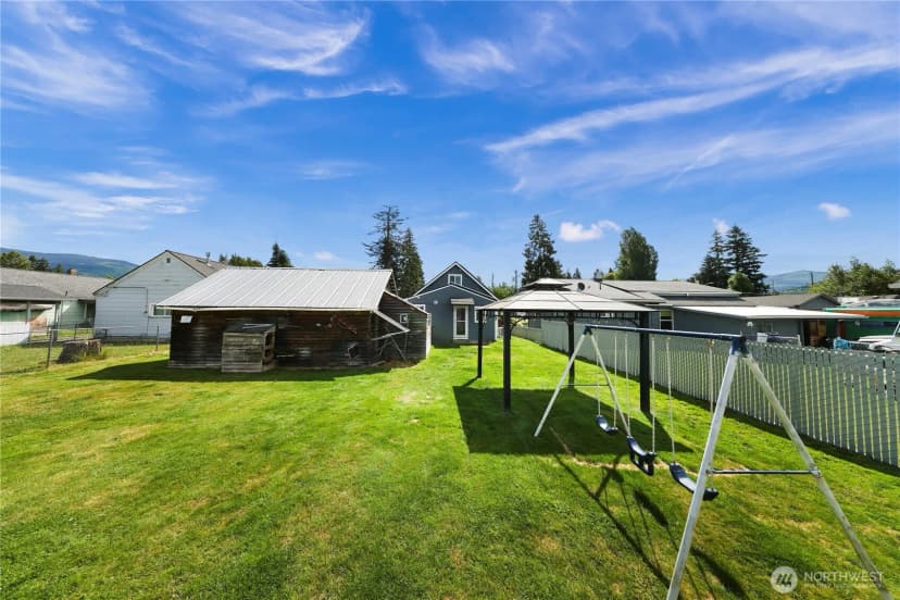 Property photo for 314 Central Street, Sedro Woolley photo 32