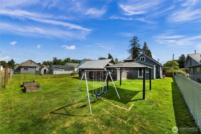 Property photo for 314 Central Street, Sedro Woolley photo 31