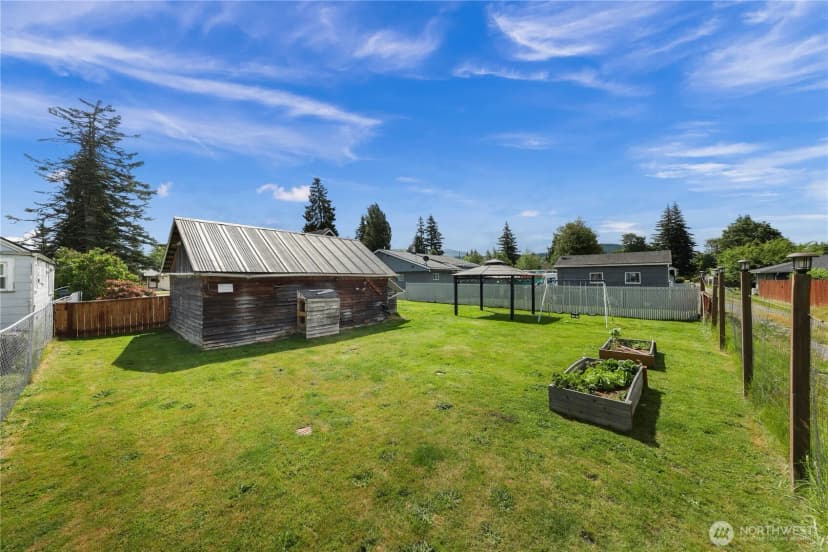 Property photo for 314 Central Street, Sedro Woolley photo 33