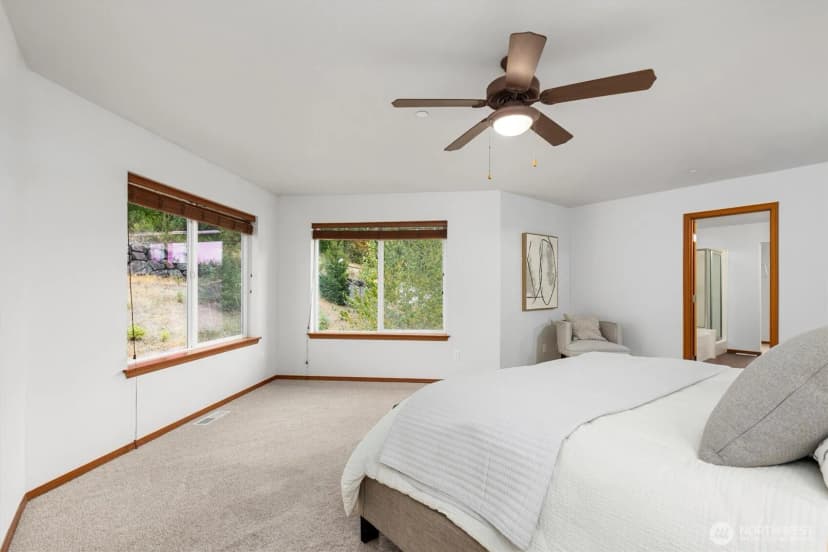 Property photo for 1190 Swan Loop, Dupont photo 15