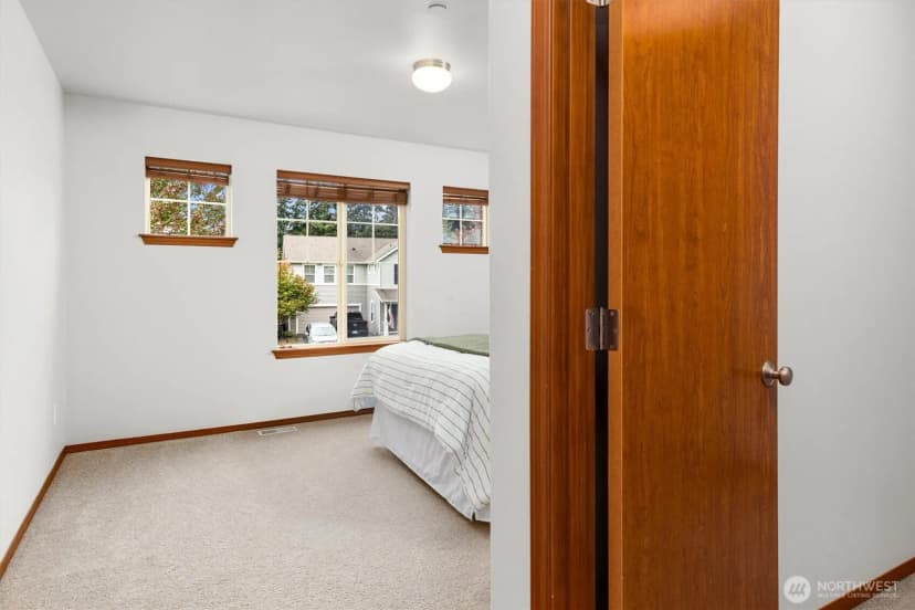 Property photo for 1190 Swan Loop, Dupont photo 27