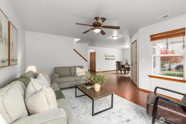Property photo for 1190 Swan Loop, Dupont photo 5