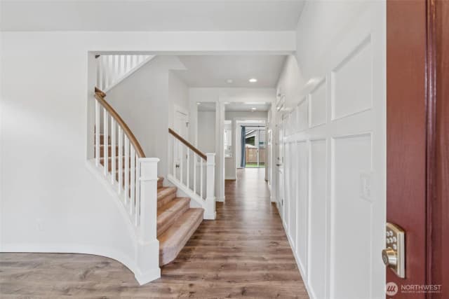 Property photo for 6813 Sweetgum Avenue Ne, Lacey photo 4
