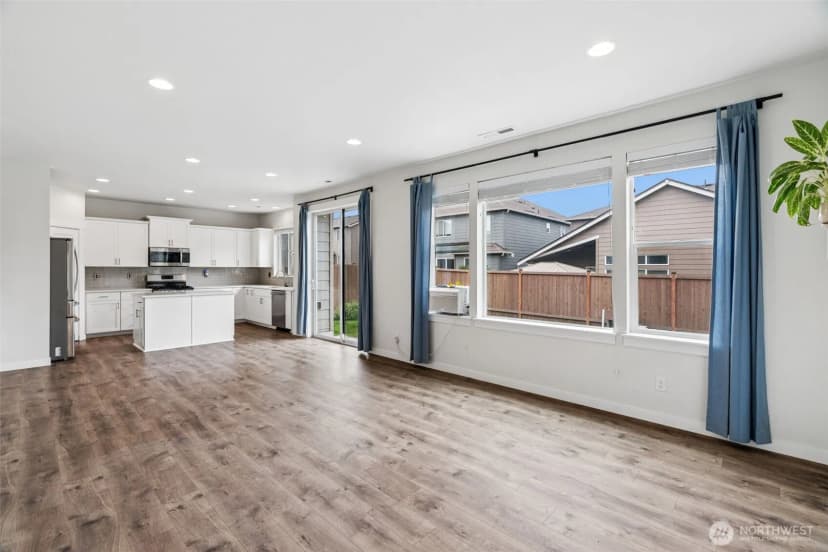 Property photo for 6813 Sweetgum Avenue Ne, Lacey photo 11