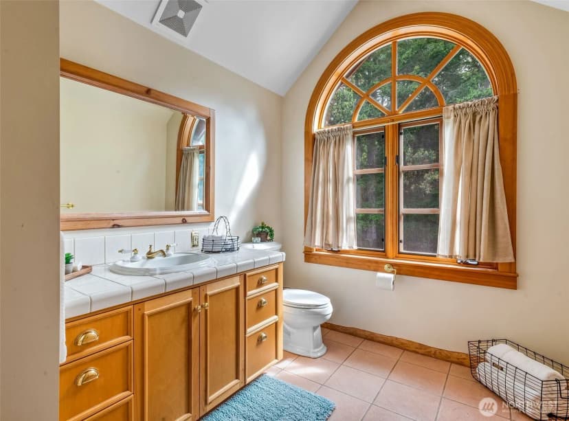 Property photo for 53 Combs Place, Port Townsend photo 36