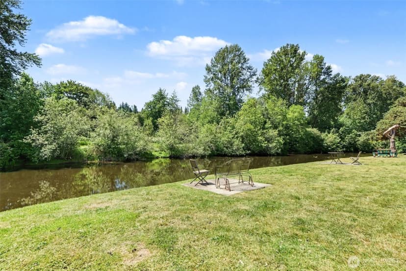 Property photo for 10515 Woodinville Drive #4, Bothell photo 21