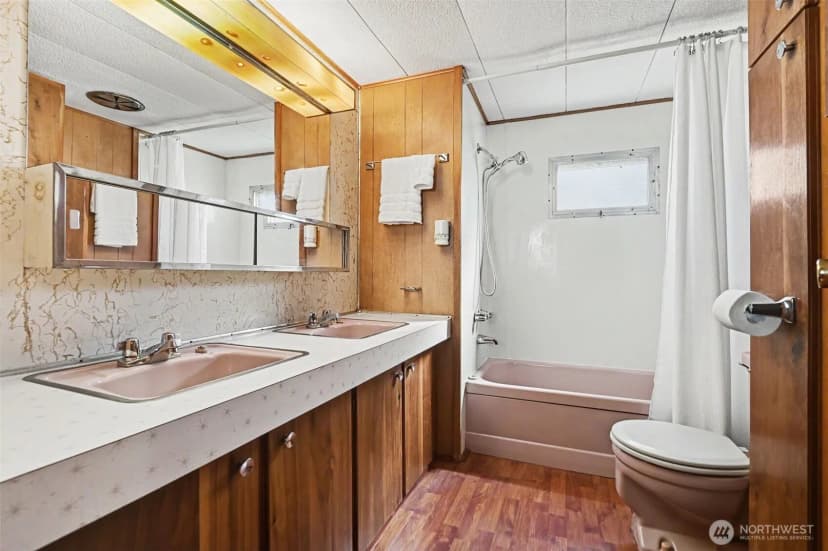 Property photo for 10515 Woodinville Drive #4, Bothell photo 17