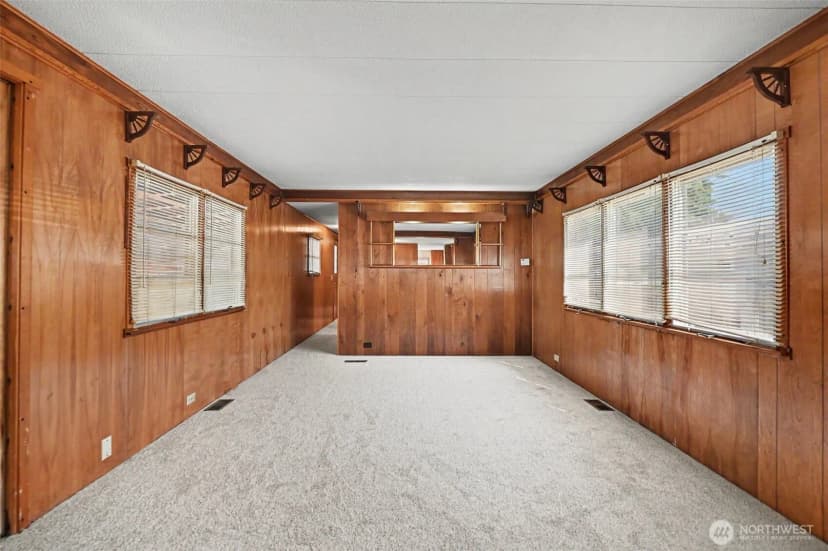 Property photo for 10515 Woodinville Drive #4, Bothell photo 4