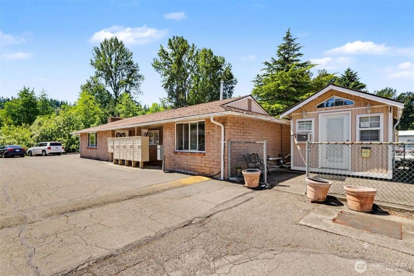 Property photo for 10515 Woodinville Drive #4, Bothell photo 20
