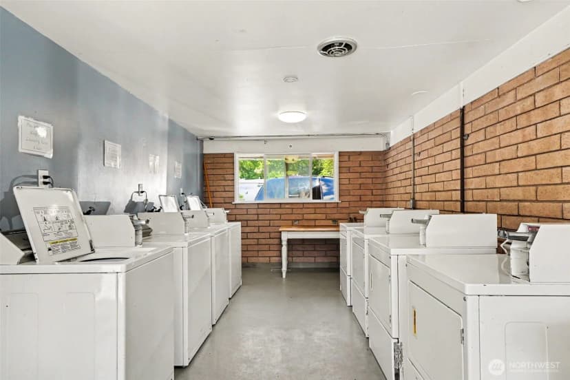 Property photo for 10515 Woodinville Drive #4, Bothell photo 19