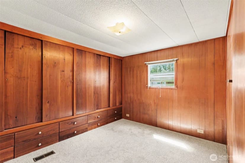 Property photo for 10515 Woodinville Drive #4, Bothell photo 13