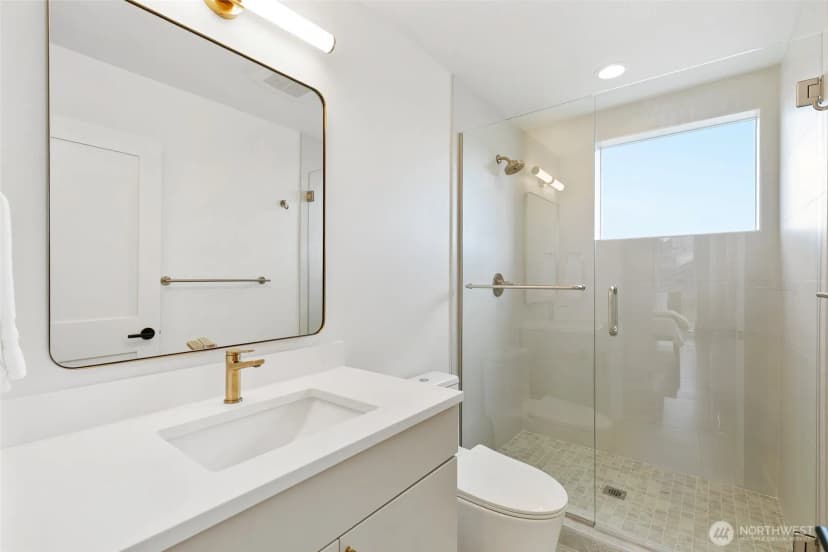 Property photo for 408 Aloha Street, Seattle photo 18