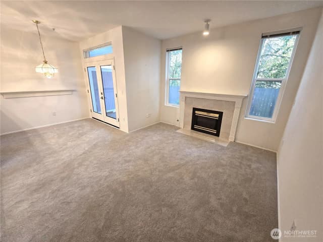 Property photo for 8515 244th Street Sw #a4, Edmonds photo 3
