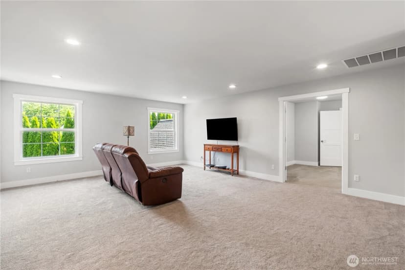 Property photo for 448 Island Green Way, Lynden photo 34