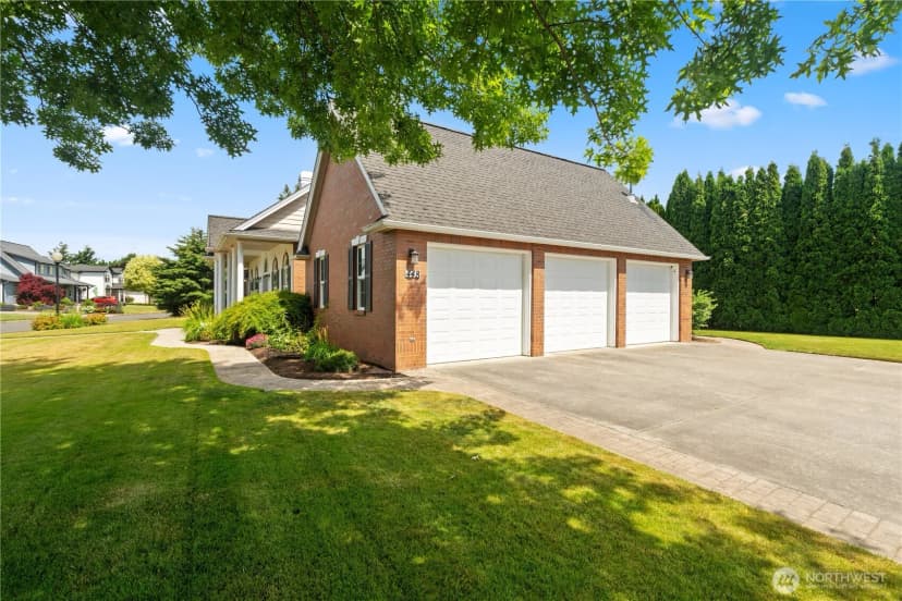 Property photo for 448 Island Green Way, Lynden photo 8