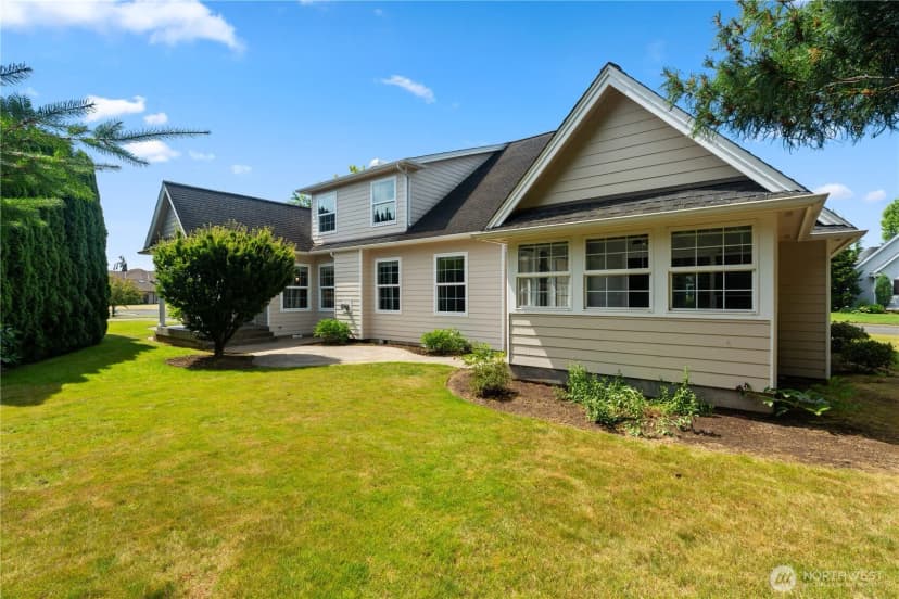 Property photo for 448 Island Green Way, Lynden photo 10
