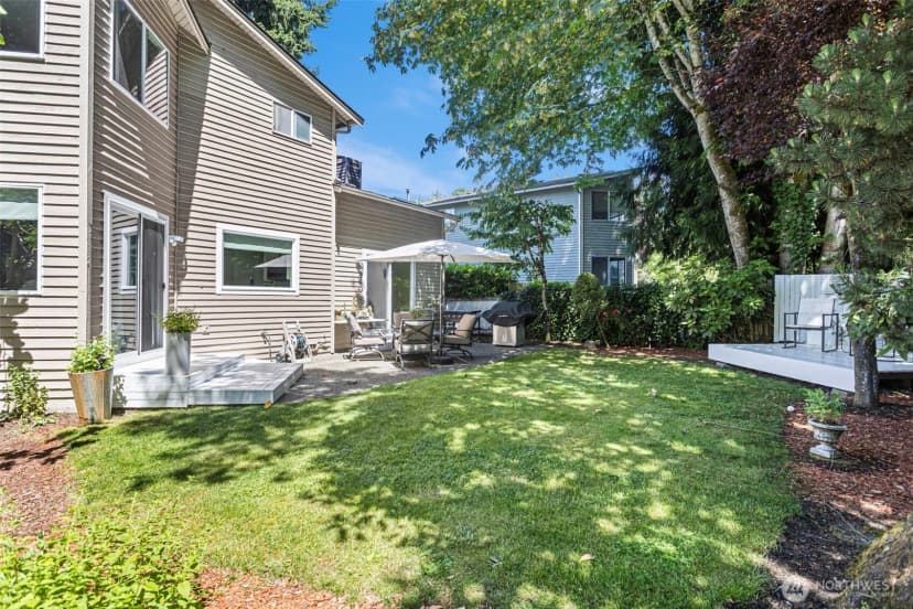 Property photo for 12737 Ne 97th Place, Kirkland photo 33
