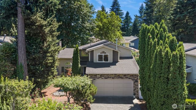 Property photo for 12737 Ne 97th Place, Kirkland photo 4