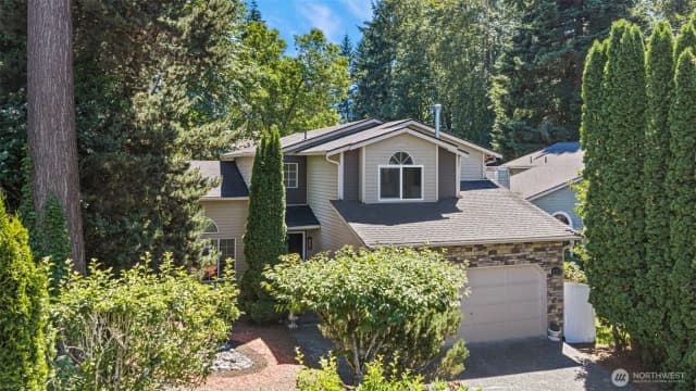 Property photo for 12737 Ne 97th Place, Kirkland photo 3