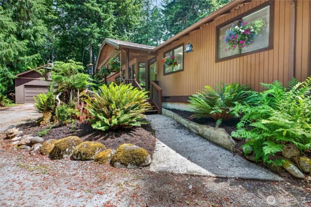 Property photo for 21005 197th Avenue E, Orting