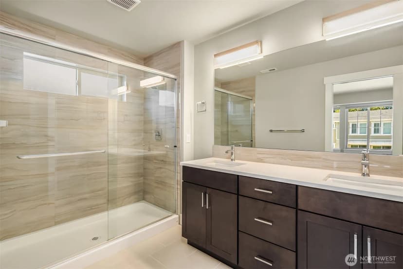 Property photo for 14012 12th Place W, Lynnwood photo 12