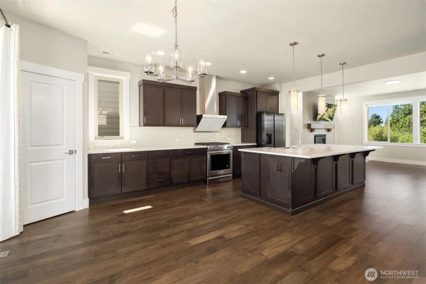 Property photo for 14012 12th Place W, Lynnwood photo 3