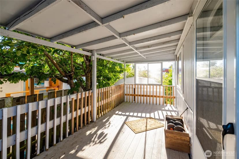Property photo for 700 Nw Crosby Avenue #74, Oak Harbor photo 7