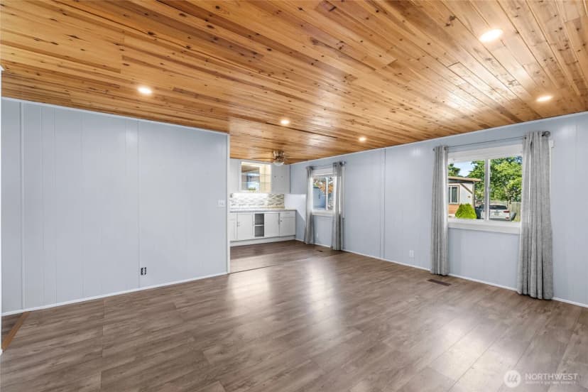 Property photo for 700 Nw Crosby Avenue #74, Oak Harbor photo 12