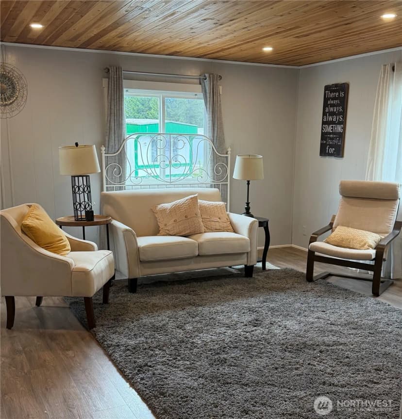 Property photo for 700 Nw Crosby Avenue #74, Oak Harbor photo 8