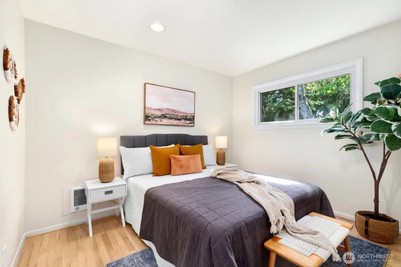 Property photo for 9348 32nd Avenue Sw, Seattle photo 16