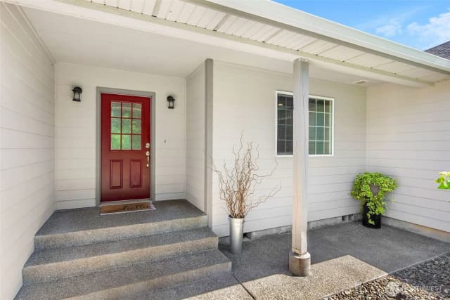 Property photo for 5 N Sunrise Drive, Montesano photo 4