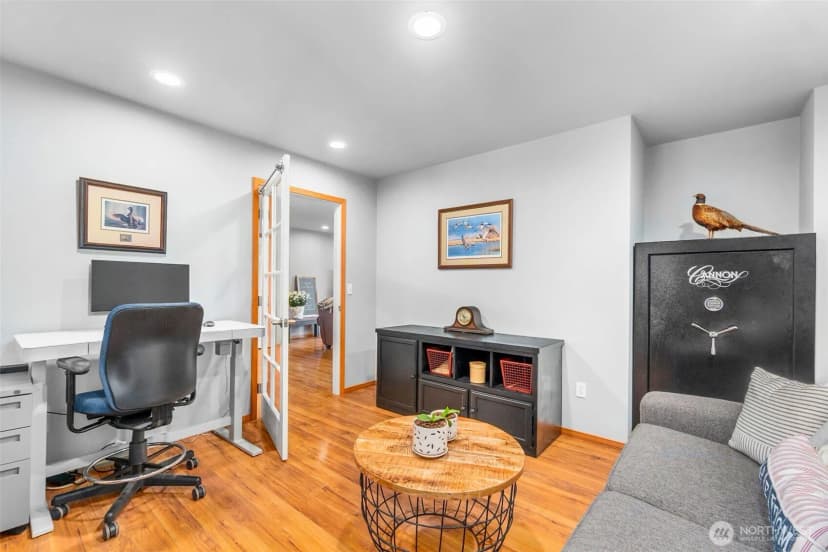 Property photo for 5 N Sunrise Drive, Montesano photo 6