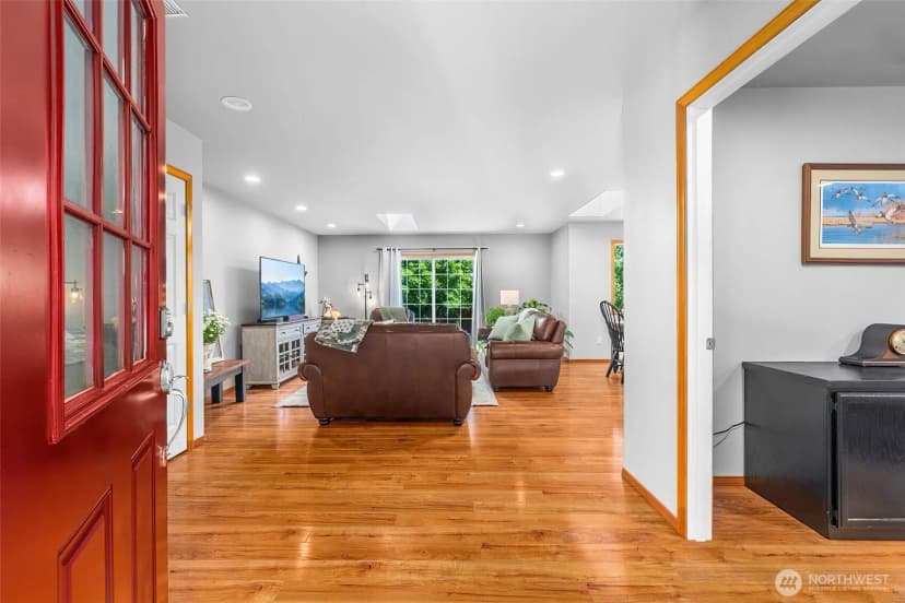Property photo for 5 N Sunrise Drive, Montesano photo 5