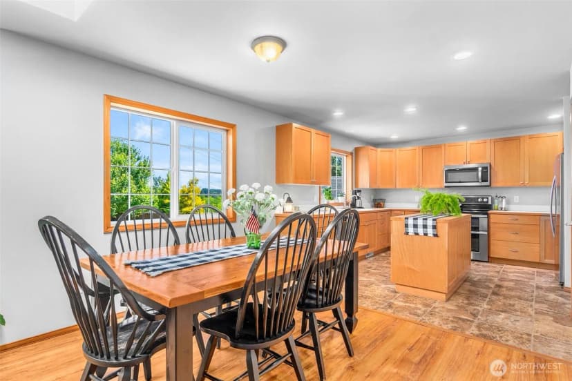Property photo for 5 N Sunrise Drive, Montesano photo 11